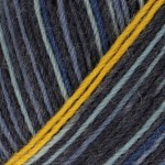 Gros plan de la laine Regia Pairfect avec des fils gris et bleus - Couleur des Berges - Couleur de la Jetée